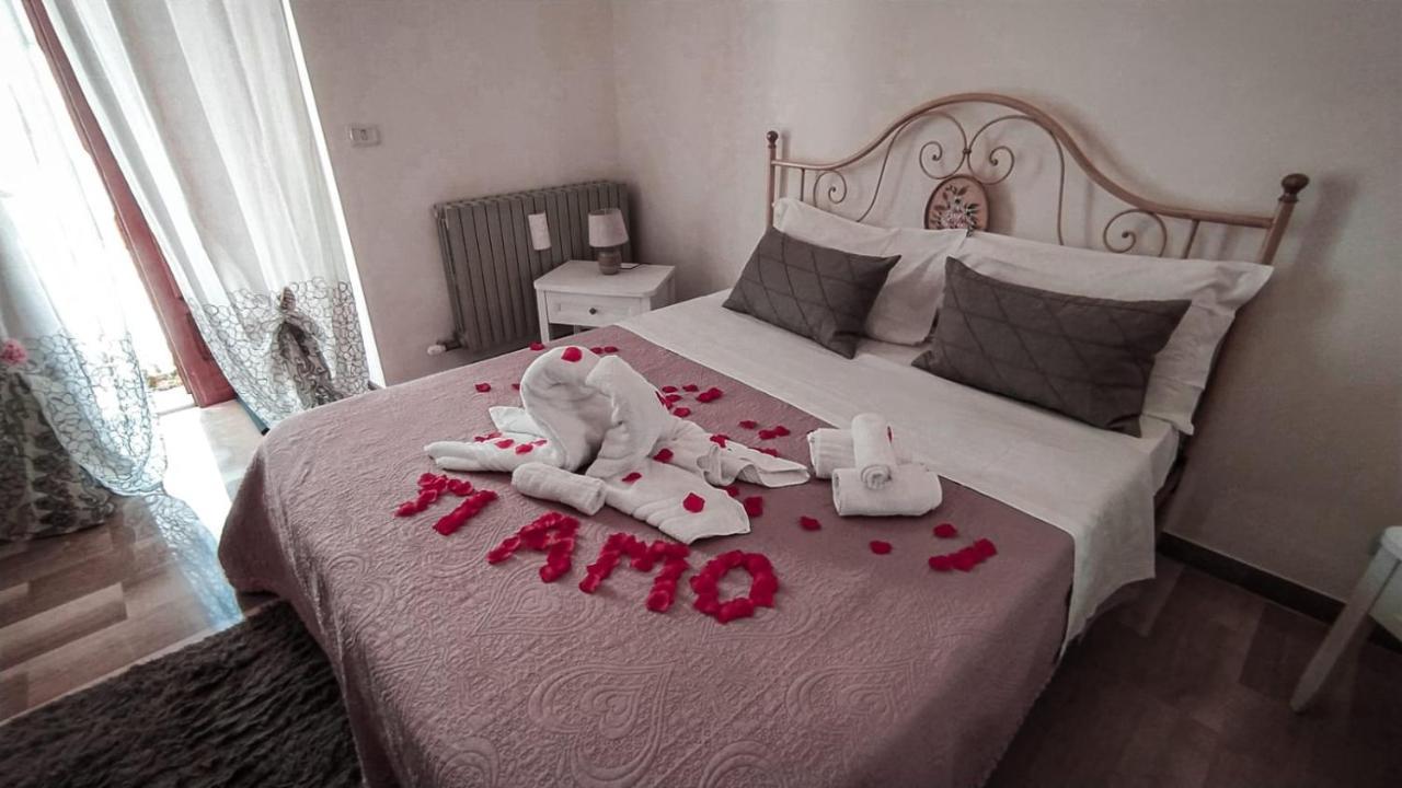 ألبيروبيللو "B&B La Lanterna" Trulli & Dimore Storiche المظهر الخارجي الصورة
