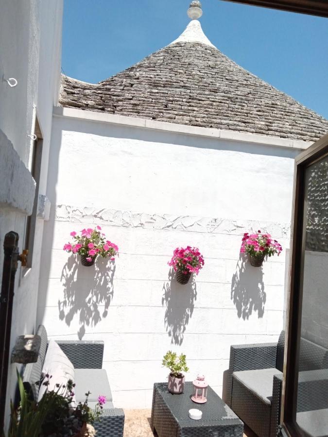 ألبيروبيللو "B&B La Lanterna" Trulli & Dimore Storiche المظهر الخارجي الصورة