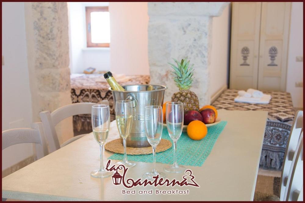 ألبيروبيللو "B&B La Lanterna" Trulli & Dimore Storiche الغرفة الصورة